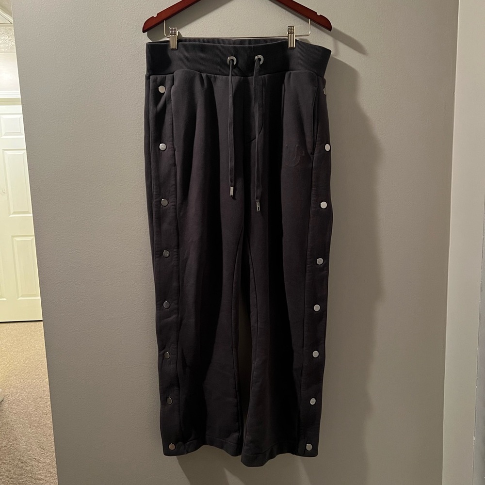 RARE True Religion Grey Breakaway Sweatpants (Size:M)